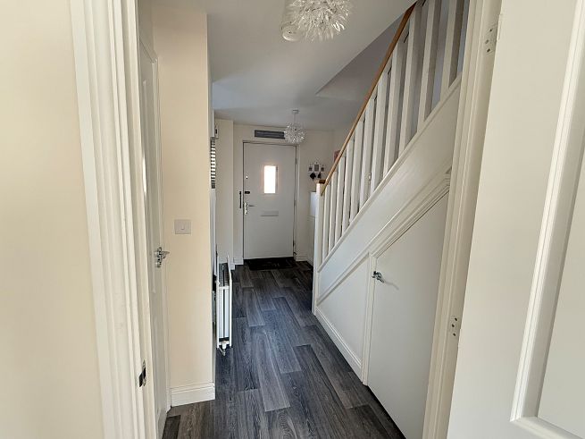 51 Hadrian Way, Nuneaton